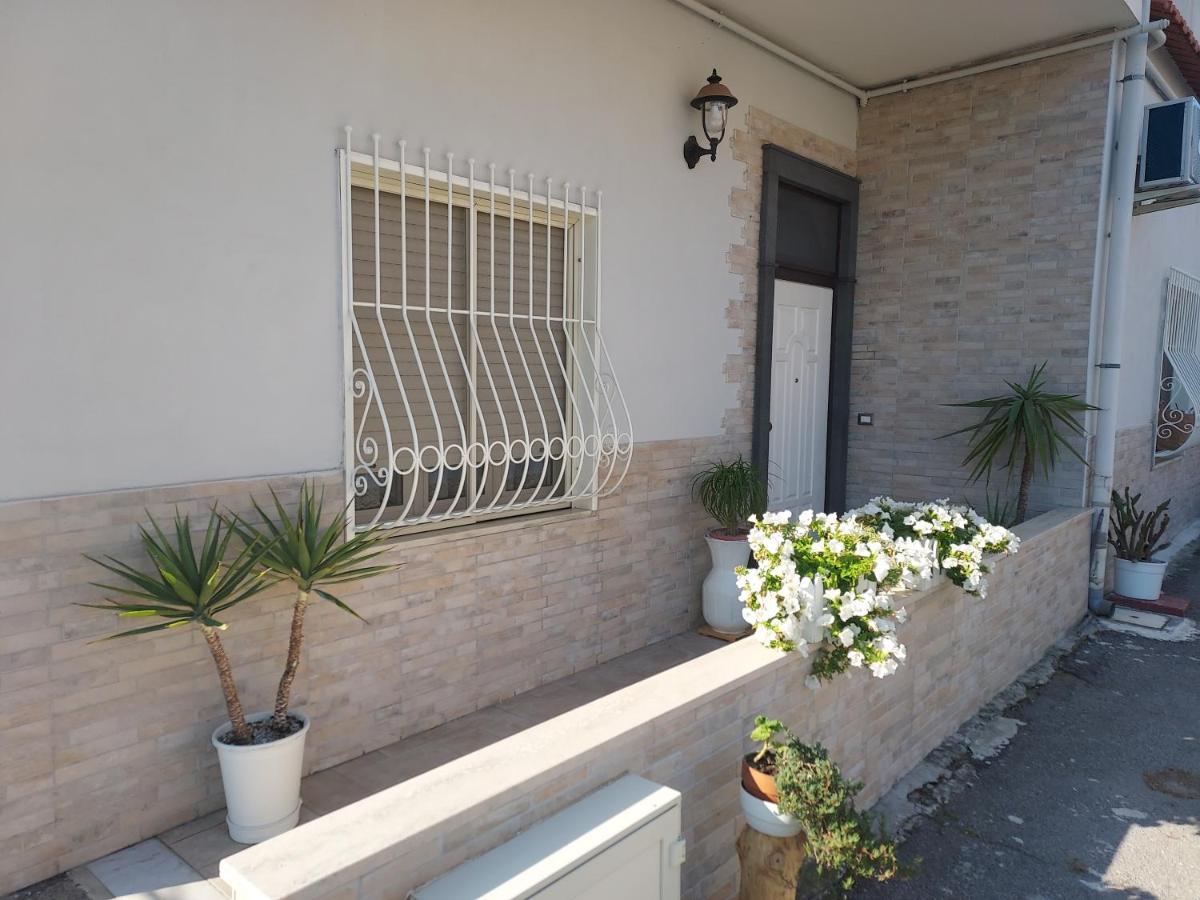 B&B Petra Hercules ตอร์เร อันนุนซิอาตา ภายนอก รูปภาพ