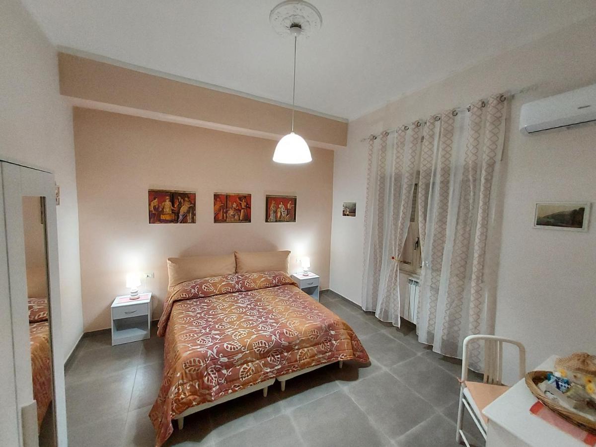 B&B Petra Hercules ตอร์เร อันนุนซิอาตา ภายนอก รูปภาพ