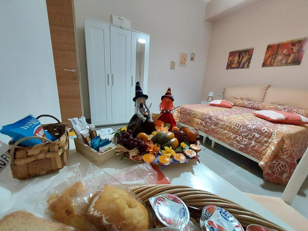 B&B Petra Hercules ตอร์เร อันนุนซิอาตา ภายนอก รูปภาพ