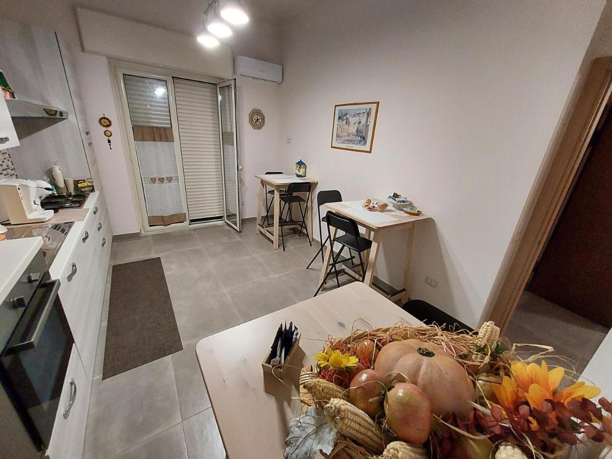 B&B Petra Hercules ตอร์เร อันนุนซิอาตา ภายนอก รูปภาพ